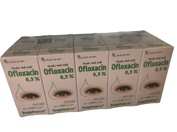 Nhỏ mắt Ofloxacin 0.3% Traphaco (Cọc/10lọ/6ml)