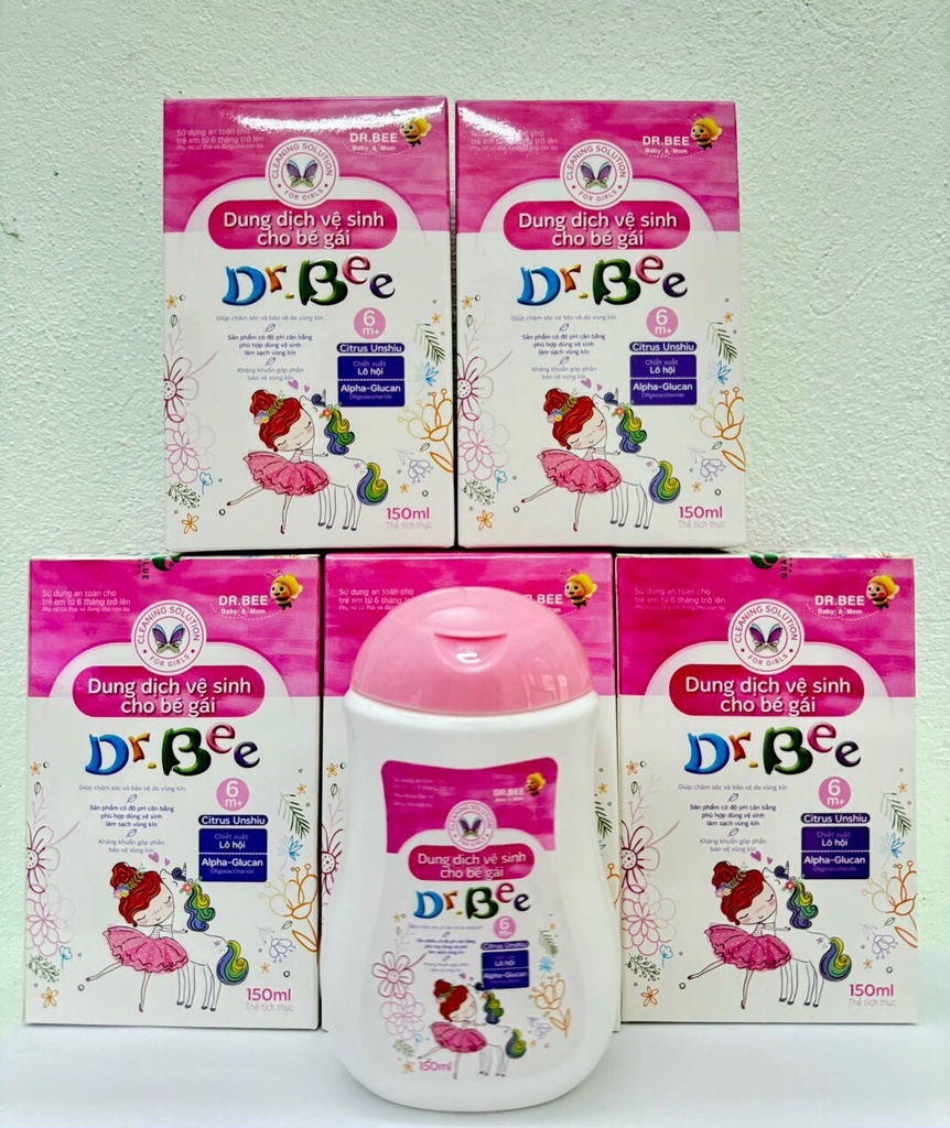 Dung dịch vệ sinh cho bé gái Dr. Bee (Chai/150ml)