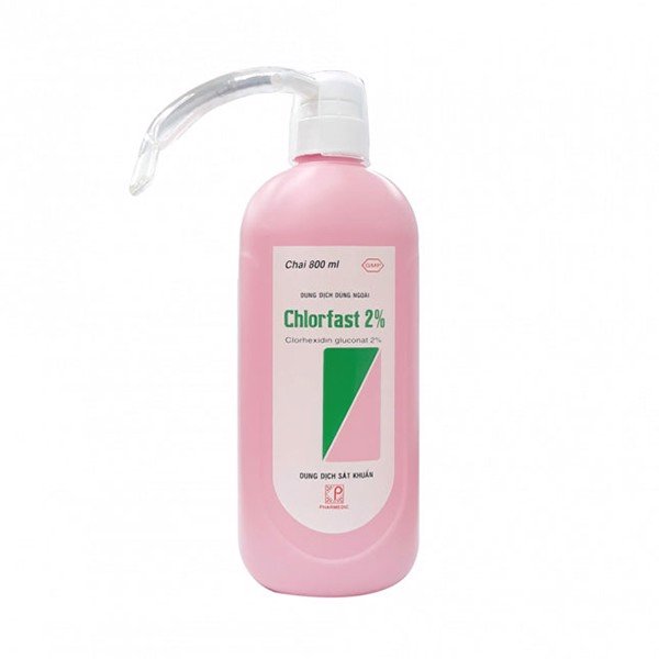 Chlorfast 2% Dung Dịch Sát Khuẩn Pharmedic (Chai/800ml)