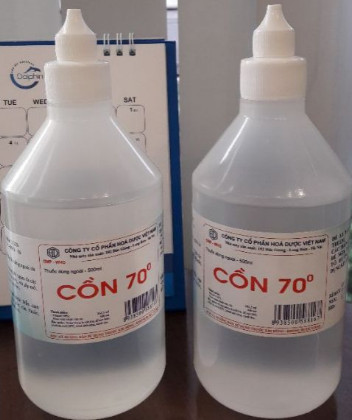 Cồn 70 Hóa Dược (Chai/500ml)